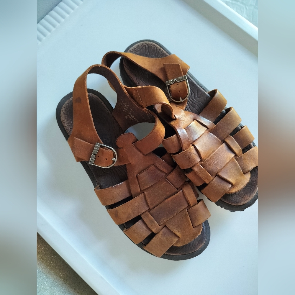 Teva fisherman sandals